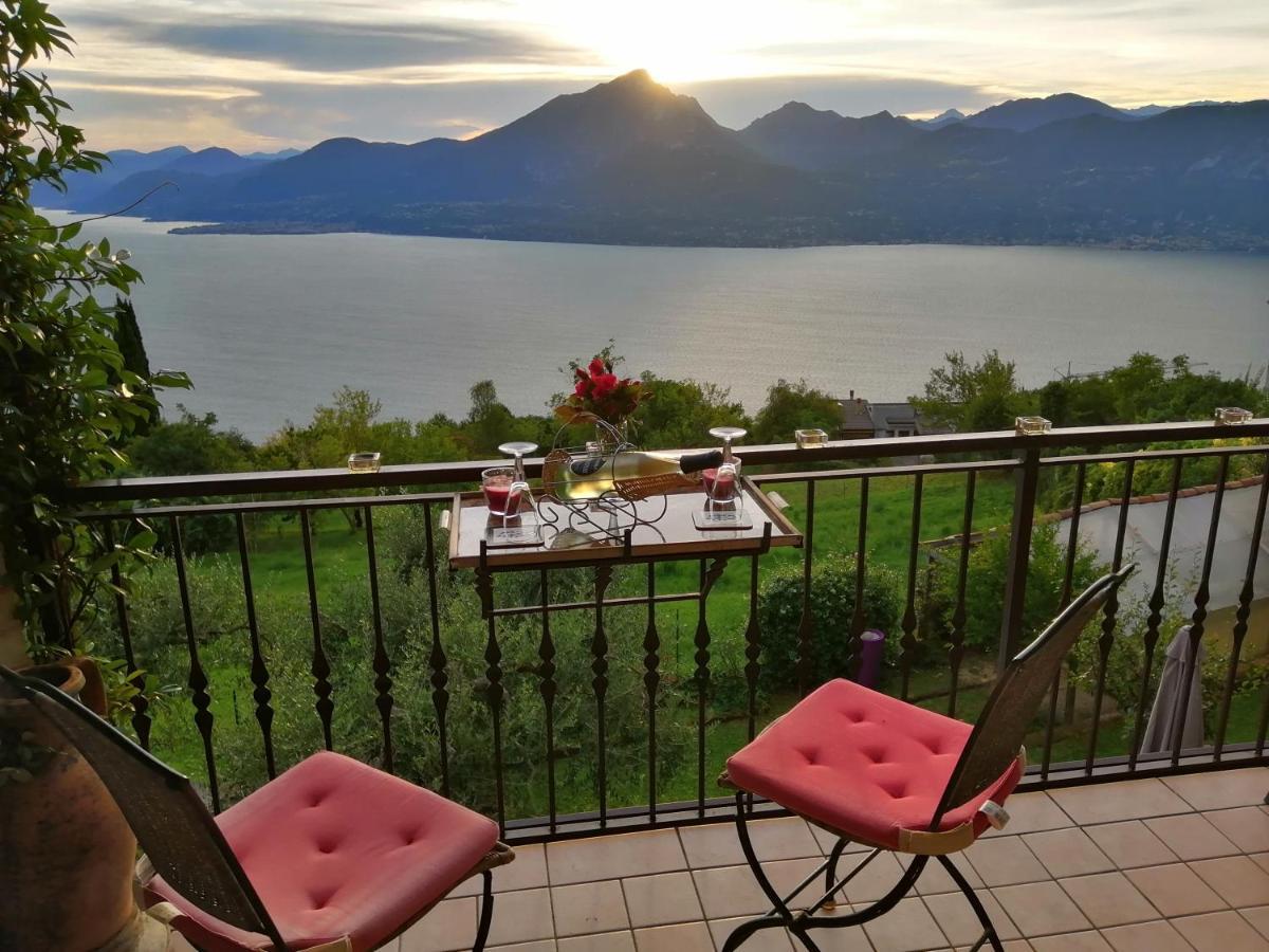 Beb Da Paolo Con Vista Lago San Zeno di Montagna Exterior photo